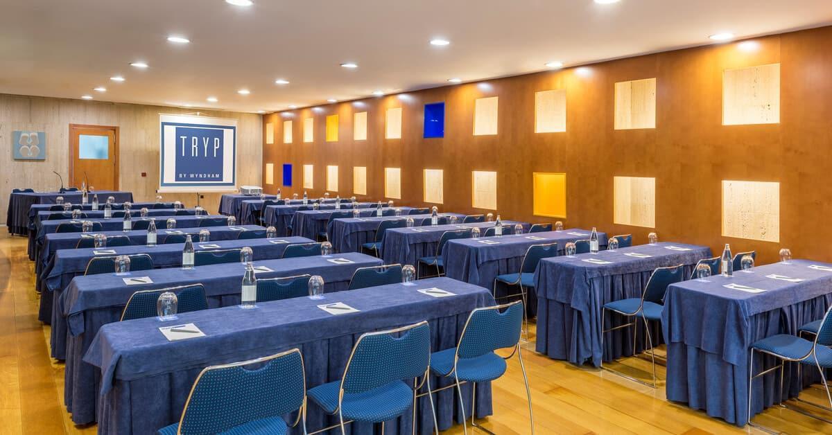 Hotel Castellon Center Affiliated By Melia Castellon de la Plana Bagian luar foto